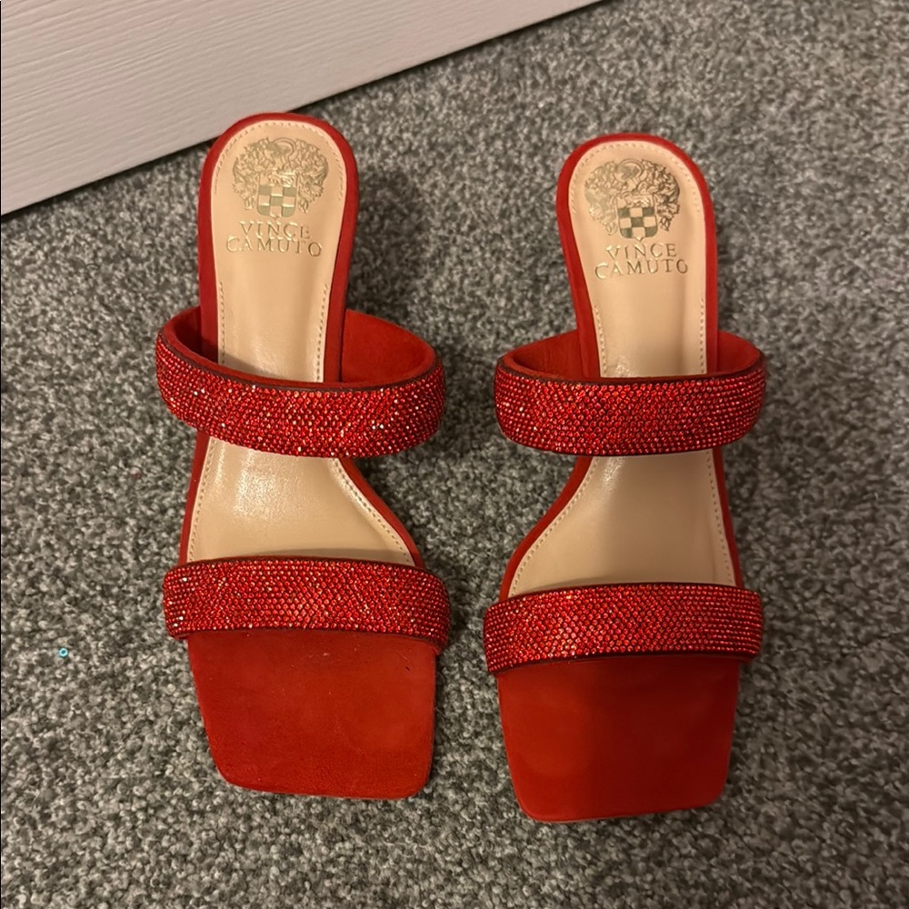 Vince Camuto Red Heels Design